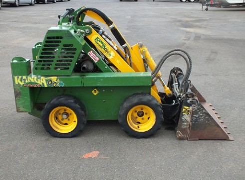 24HP Kanga G524 Mini Digger