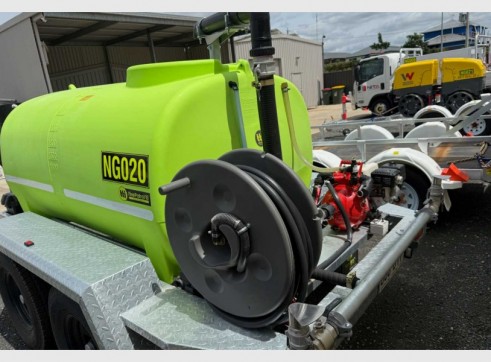 2,500L Water Trailer 2