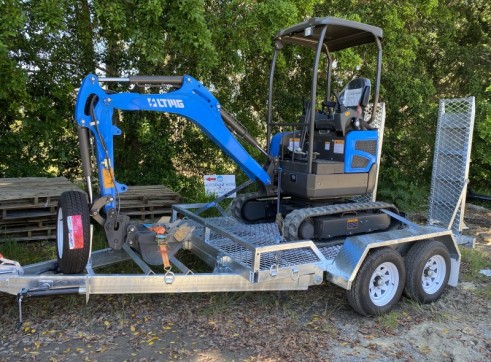 2.5T Excavator 4