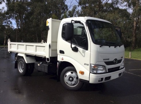 2T Hino Tipper 6