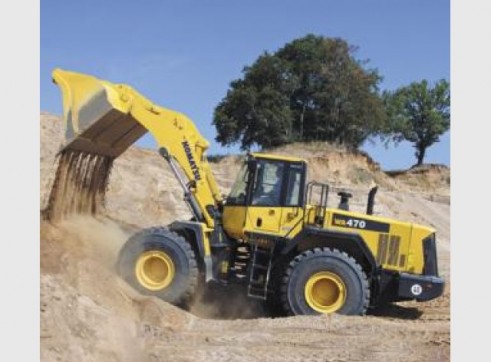 2x KOMATSU 470-5 Wheel Loader