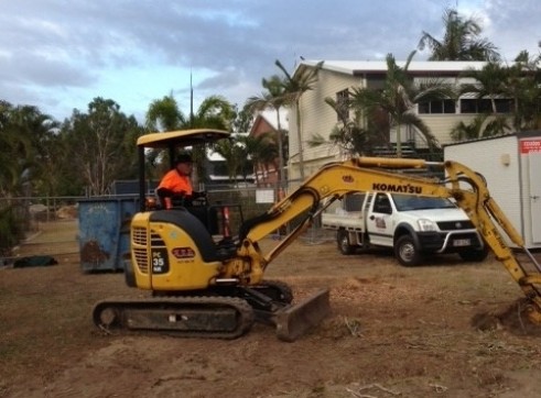 3.5T Komatsu Excavator 1