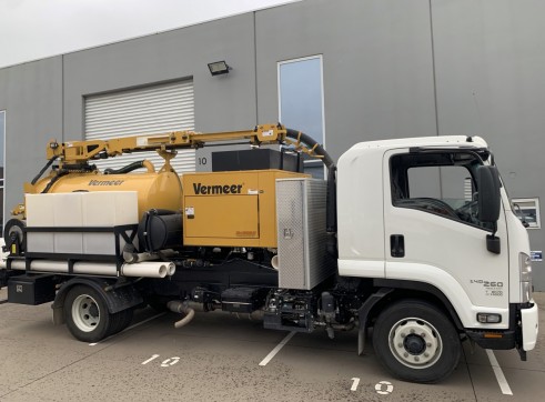 3000L Vermeer Vac Truck with Remote control top boom 1