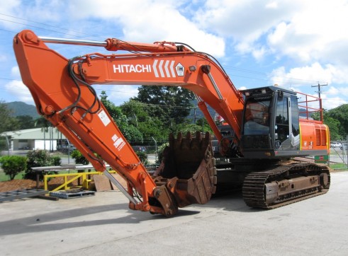 30t Excavator 2