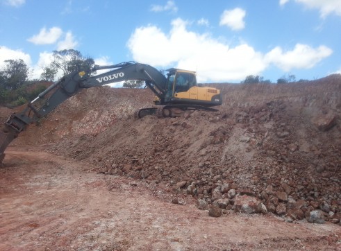 30T Volvo EC290CL Excavator 2