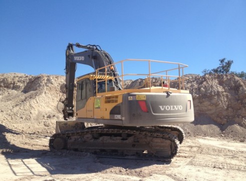 30T Volvo Excavator 1