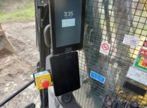 23T Caterpillar 323 NG Excavator w/3D GPS 2