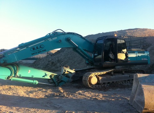 350 kobelco excavator 3