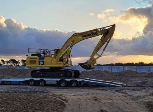 36t - 40t Komatsu Excavators 2