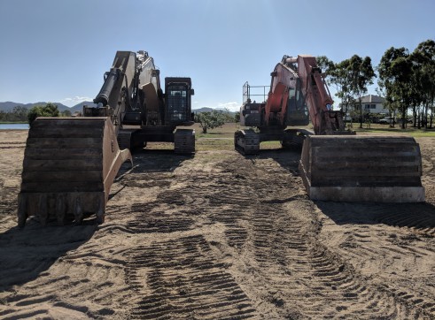 Fleet of Cat 336EL Excavators 3