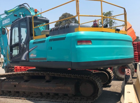 36T Kobelco Excavator 4