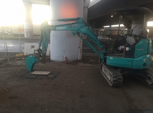 3T SK30 Kobelco Excavator