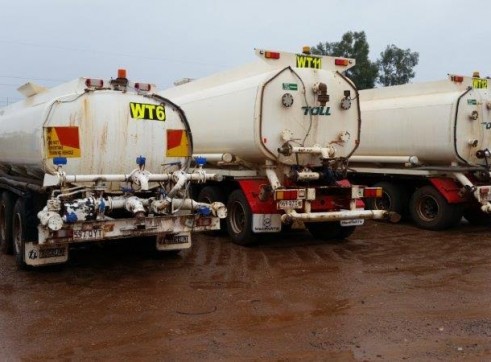 4 x 25,000L Semi Water Trucks 3