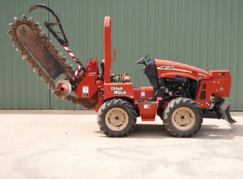 40HP Ditch Witch RT40 Trench Digger 5