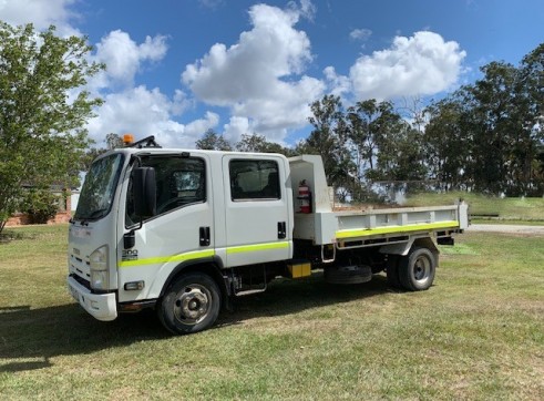 Crew Cab Tipper Truck 3