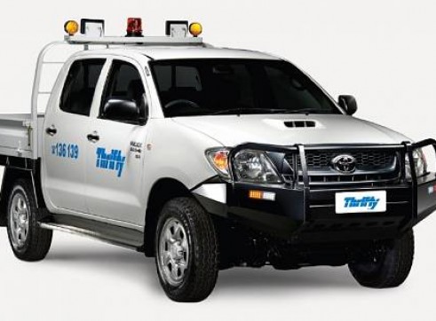 4WD Dual Cab, tray Ute (Hilux or similar), manual, mine equipped.          