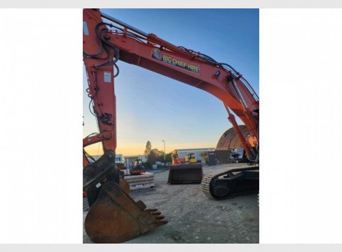 50 ton Excavator 4