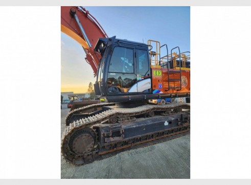 50 ton Excavator 6