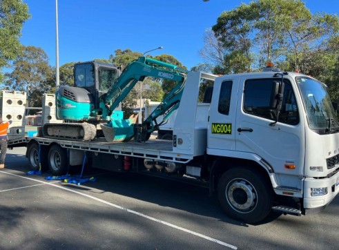 5.5T Kobelco Excavator 2