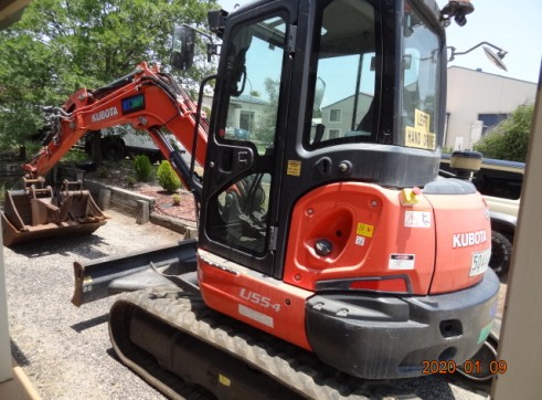 5.5T Kubota Excavator 2