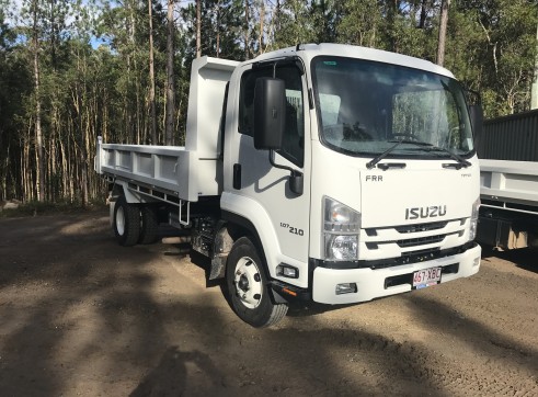 5m Tipper - single axle 2