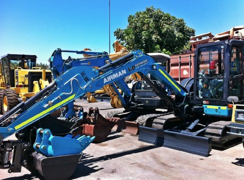 5T Excavator 1