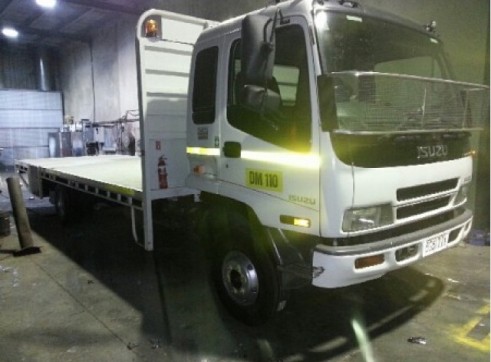 6T Isuzu Flat Deck Truck 1