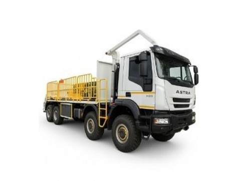8x8 Crane Truck 5
