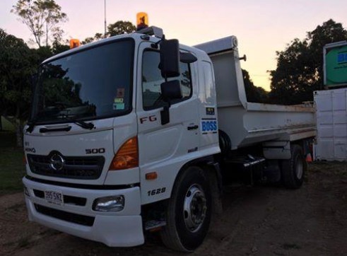 7.5T Tipper Truck