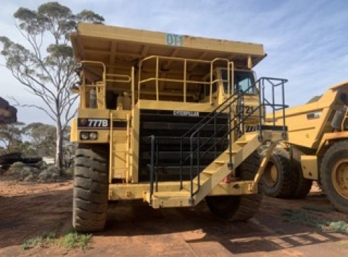 777 Dump Truck 3