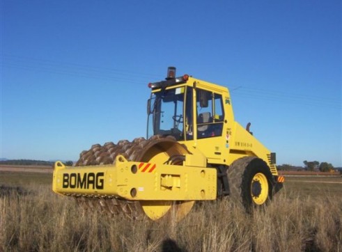 7T Bomag Padfoot Roller