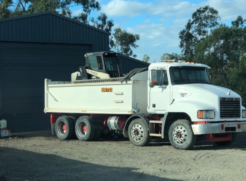 8 Wheel Tipper 2