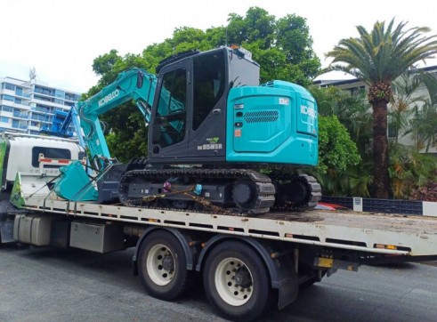 8.5T Kobelco Excavator 2