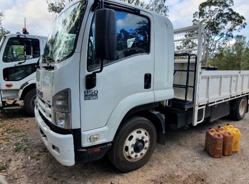 8 tonne Isuzu Tipper 1