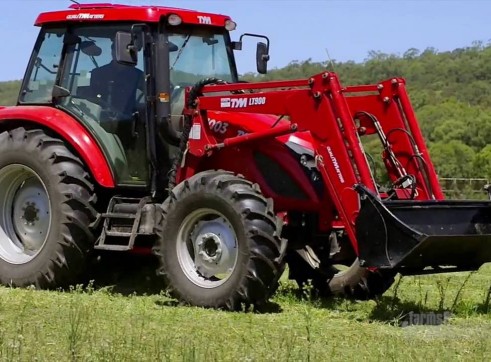 90HP 4WD Tractor w/4 in 1 Front-end Loader & Slasher