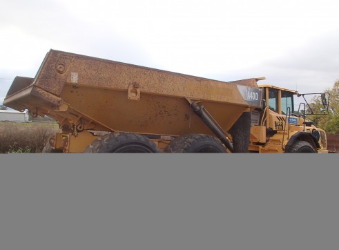 Articulated dump truck