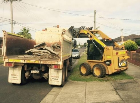 BOBCAT/TIPPER SERVICES