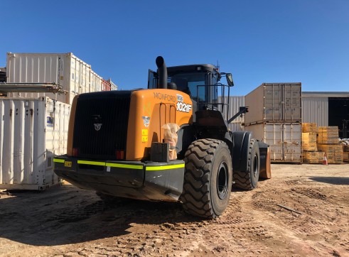 Case 1021F Wheel loader 3