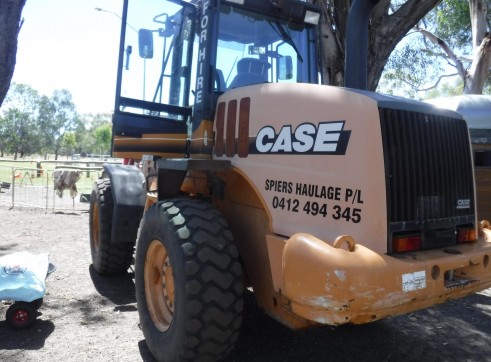 Case 521 DXT Wheel Loader 3