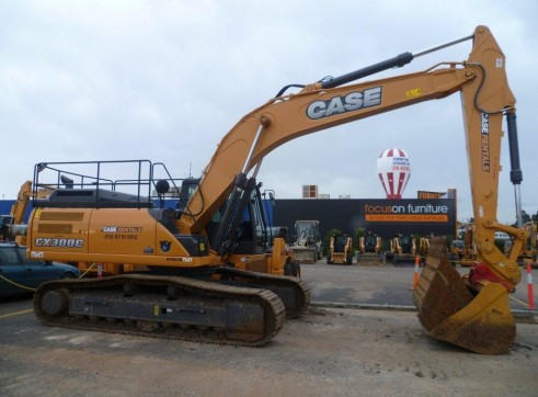 CASE CX300C 30t Excavator  1