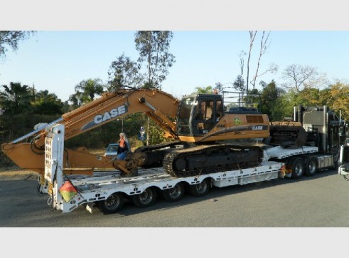 Case CX330B Excavator 1