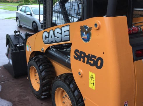 Case SR150 Skid steer 1