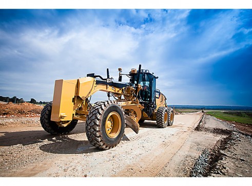 Cat 140 Grader - NEW 1