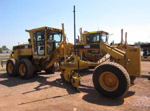 Cat 140H Grader 2