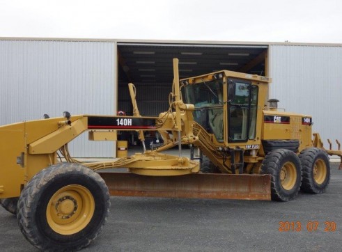 CAT 140H Grader