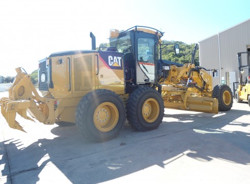 CAT 140M GRADER 2