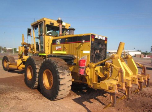 Cat 14H Motor Grader 2