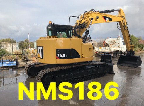 CAT 314D 14 tonne zero swing excavator with blade NMS186 Newcastle area 1