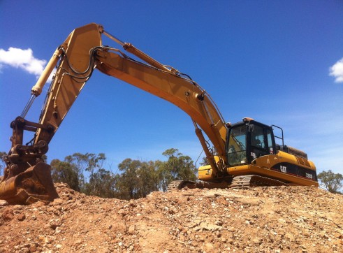 cat 330dl excavator 1