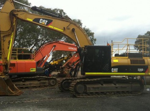 CAT 336DL Excavator 1